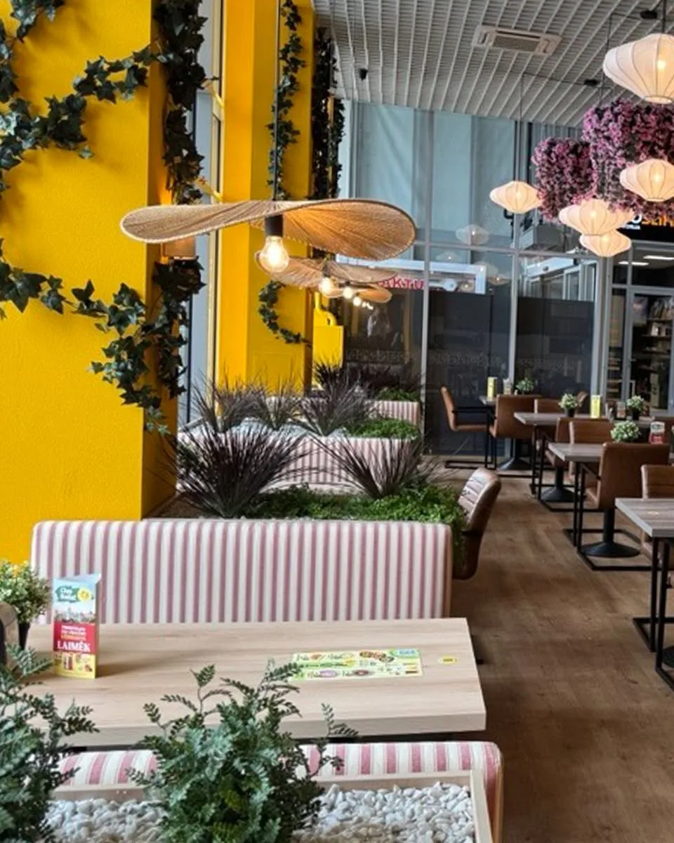 Čili Pizza — interior