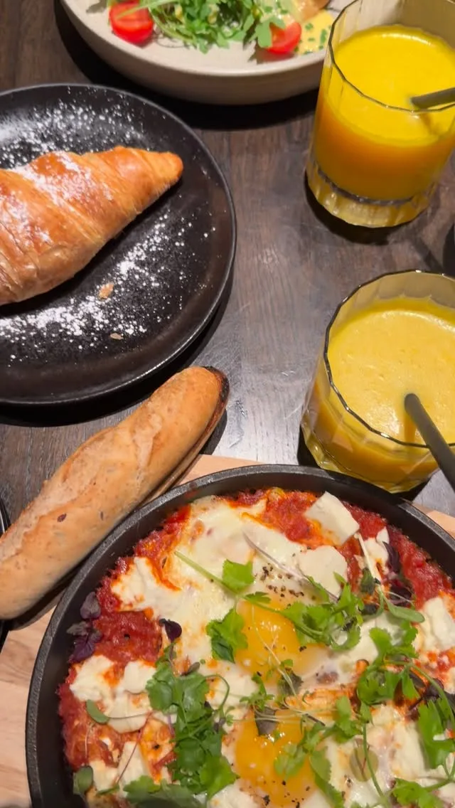 FORTAS Akropolis — food