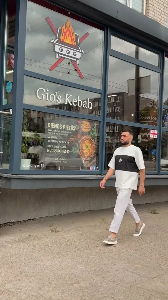 Gio's Kebab — storefront