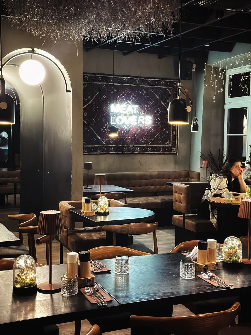 Meat Lovers — interior