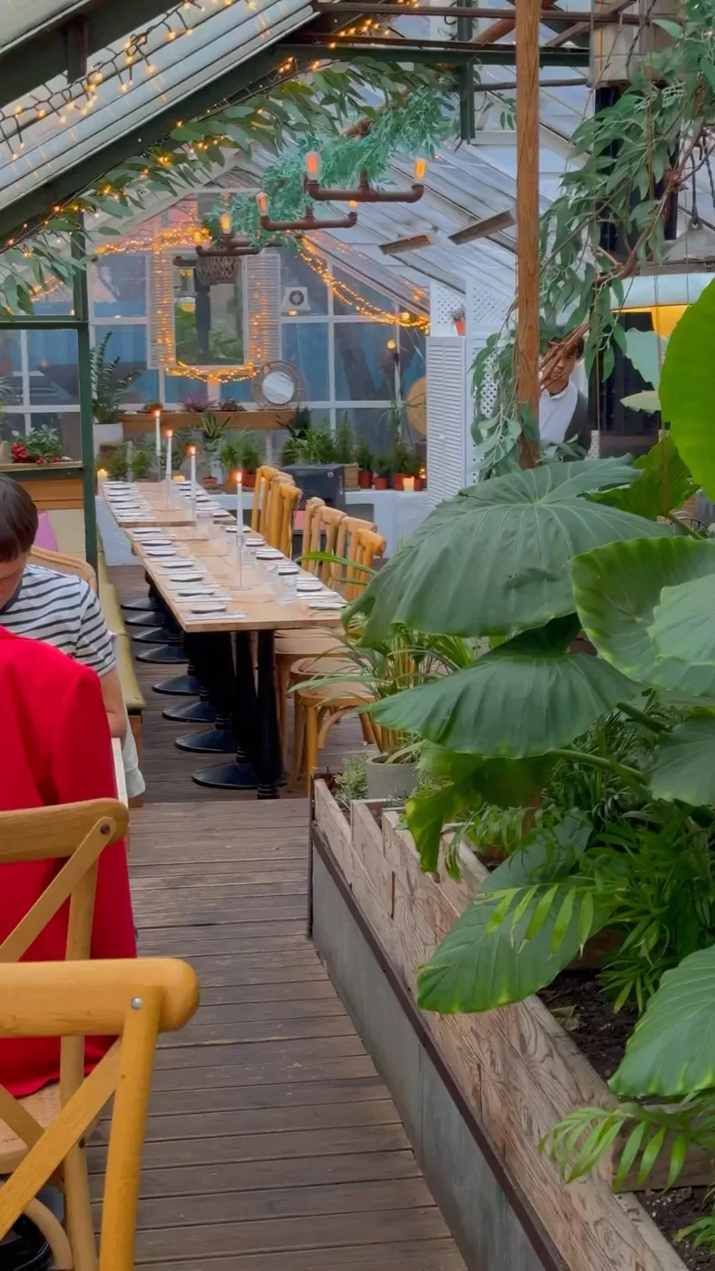 Panama Food Garden — interior