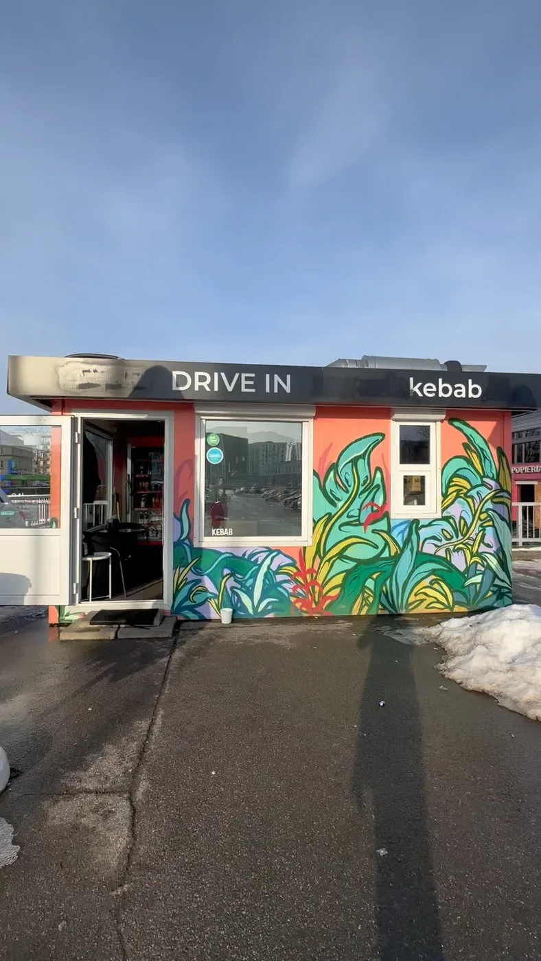 Pas Talha Kebabinė — storefront