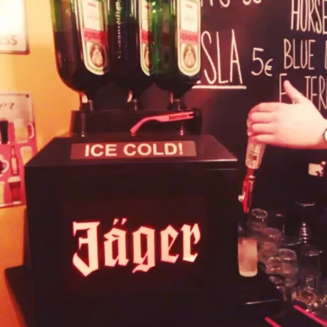 Tesla PUB — drink