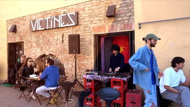 Viet.inės — exterior